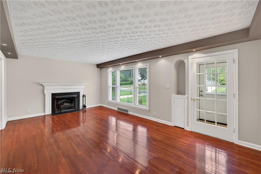 1274 Dorsh Road South Euclid OH 44121