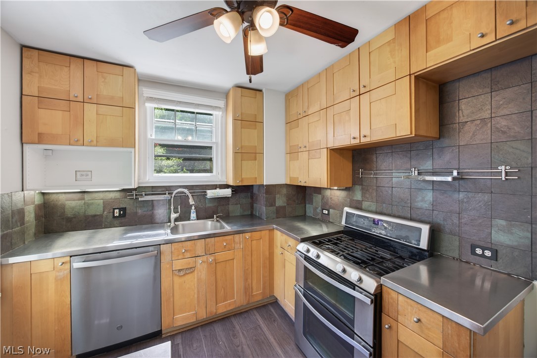 2943 Edgehill Road Cleveland Heights OH 44118