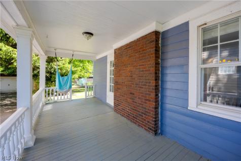 2943 Edgehill Road Cleveland Heights OH 44118