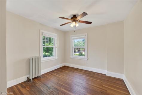 2943 Edgehill Road Cleveland Heights OH 44118