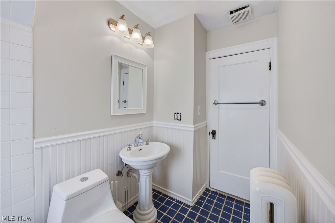 2943 Edgehill Road Cleveland Heights OH 44118
