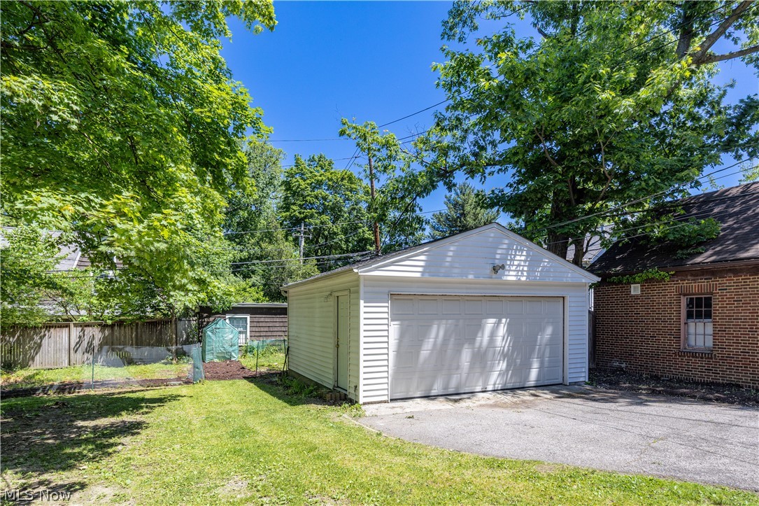 2943 Edgehill Road Cleveland Heights OH 44118