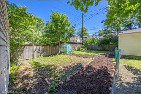 2943 Edgehill Road Cleveland Heights OH 44118