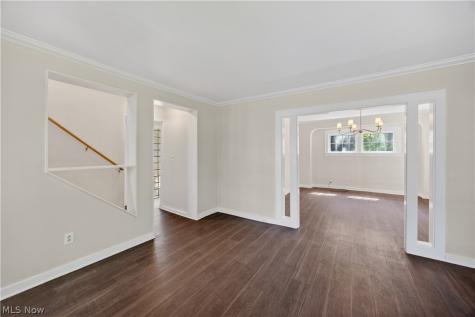 2943 Edgehill Road Cleveland Heights OH 44118