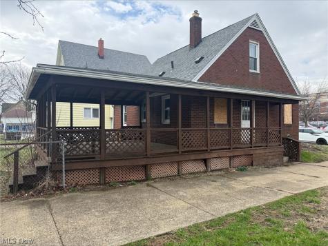230 Arlington Avenue SW Canton OH 44706