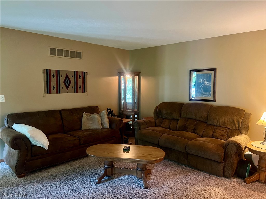 673 Hillcrest Drive Wadsworth OH 44281