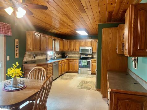 673 Hillcrest Drive Wadsworth OH 44281