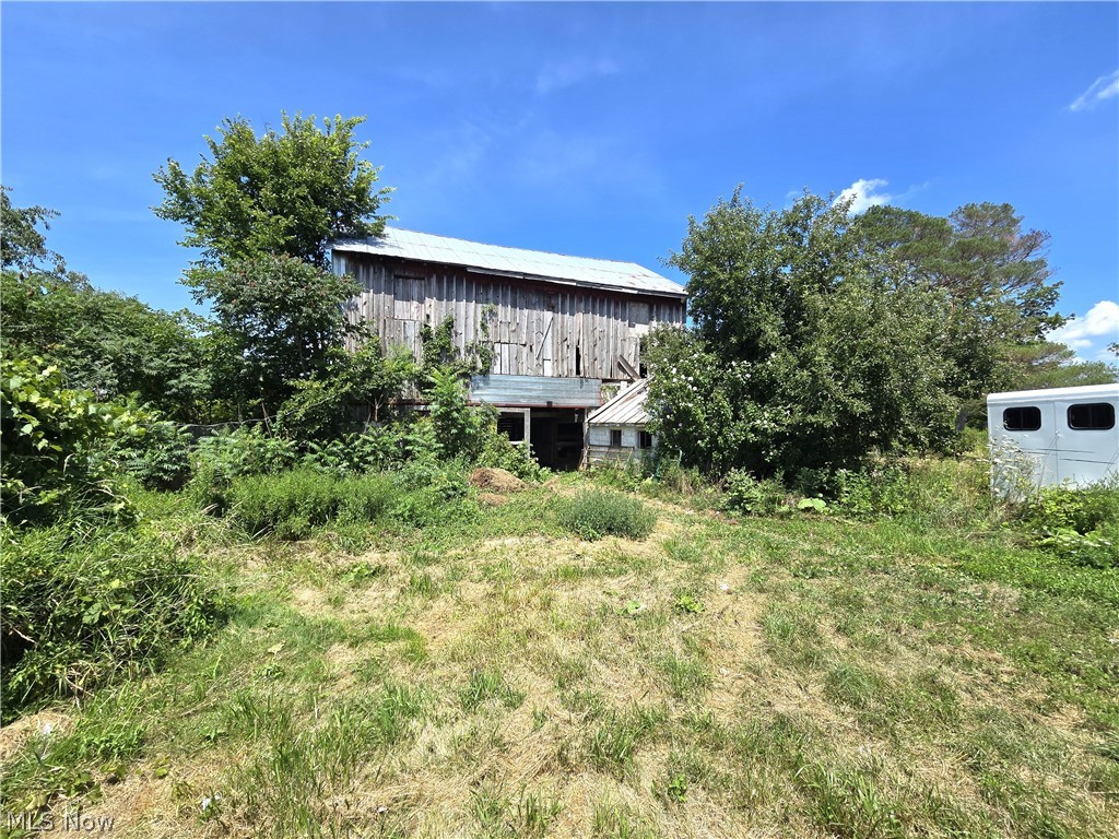 8725 State Route 7 Williamsfield OH 44093