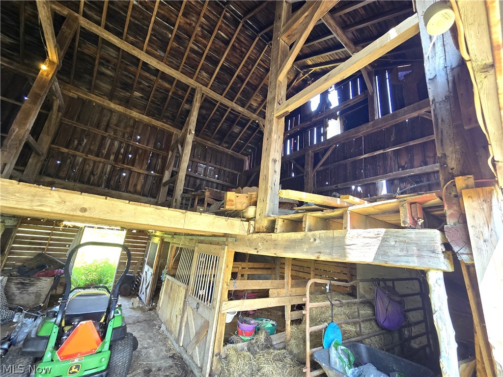 8725 State Route 7 Williamsfield OH 44093