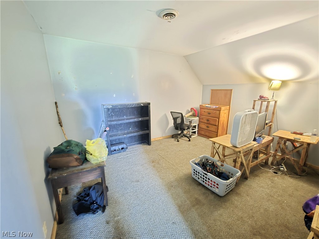 8725 State Route 7 Williamsfield OH 44093