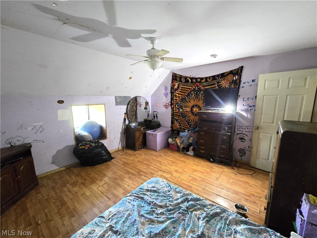 8725 State Route 7 Williamsfield OH 44093