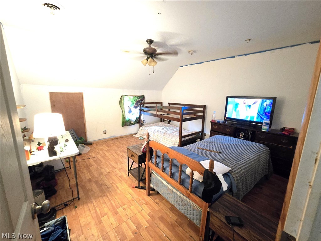 8725 State Route 7 Williamsfield OH 44093
