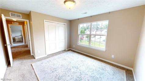 940 Longitude Lane Amherst OH 44001