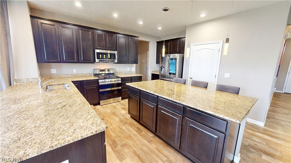 940 Longitude Lane Amherst OH 44001