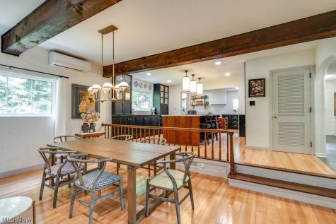 326 Dorchester Road Akron OH 44320