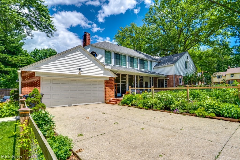326 Dorchester Road Akron OH 44320