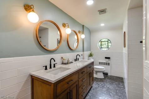 326 Dorchester Road Akron OH 44320