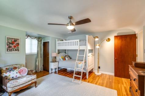 326 Dorchester Road Akron OH 44320