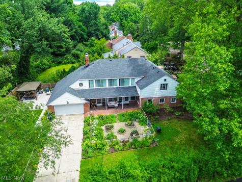 326 Dorchester Road Akron OH 44320