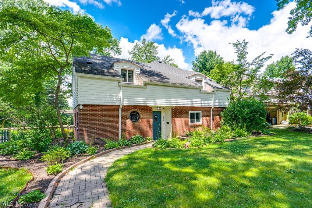 326 Dorchester Road Akron OH 44320