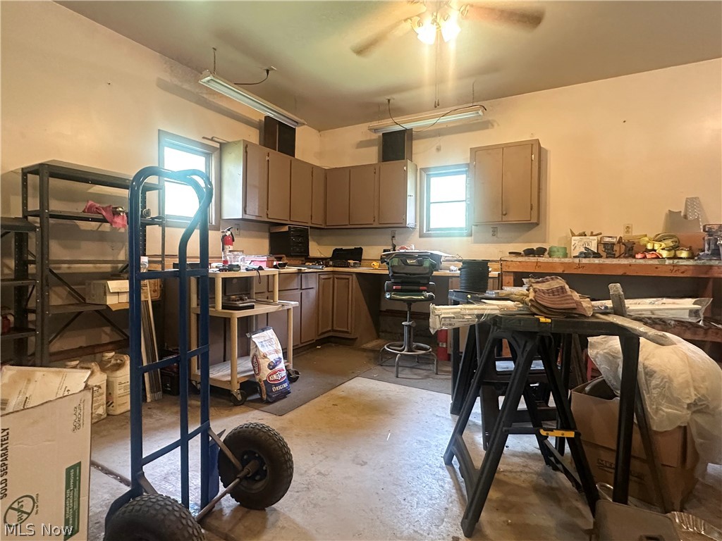 7706 State Route 46 Cortland OH 44410
