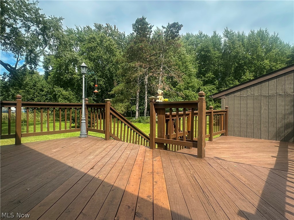 7706 State Route 46 Cortland OH 44410
