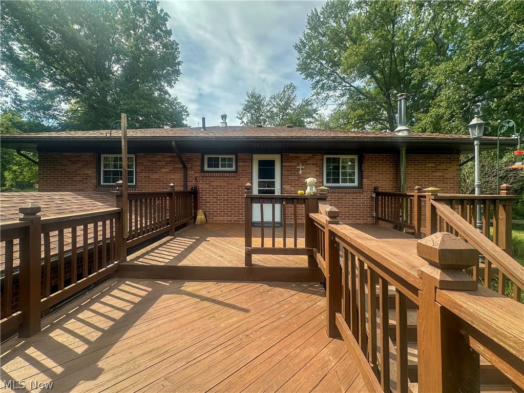 7706 State Route 46 Cortland OH 44410