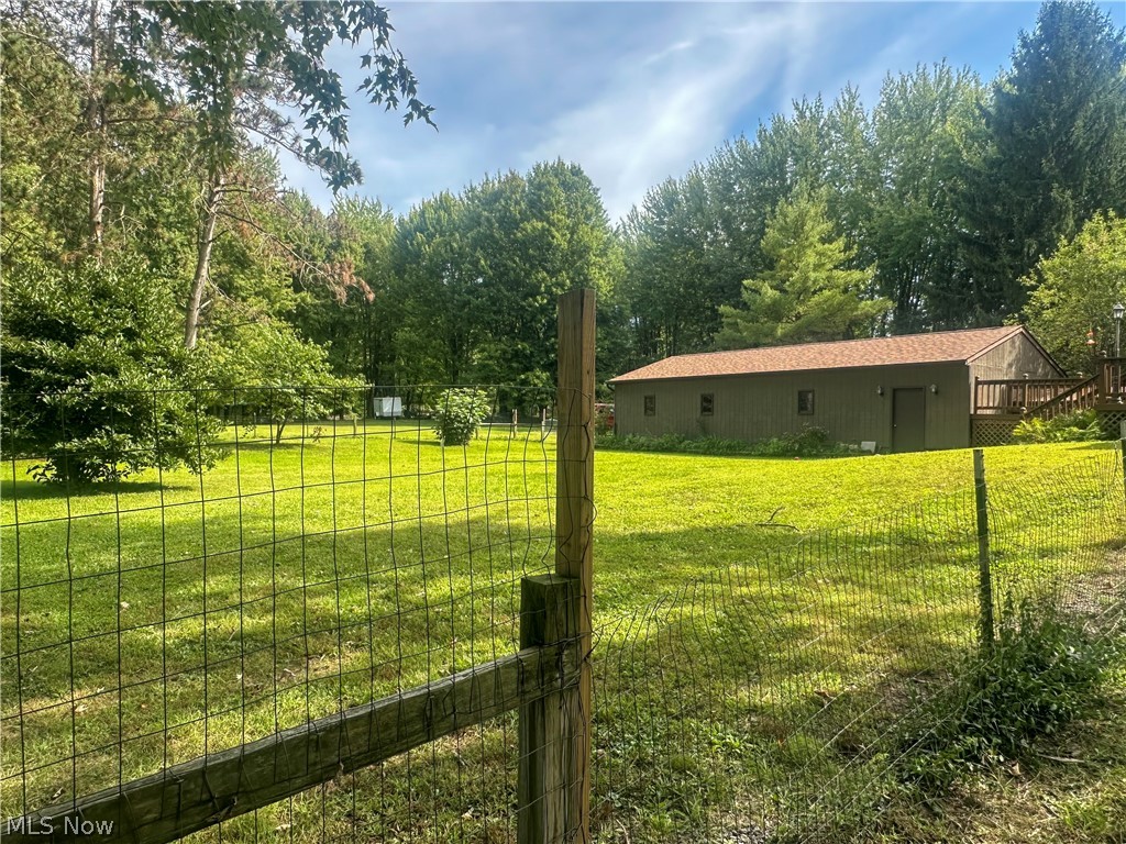 7706 State Route 46 Cortland OH 44410