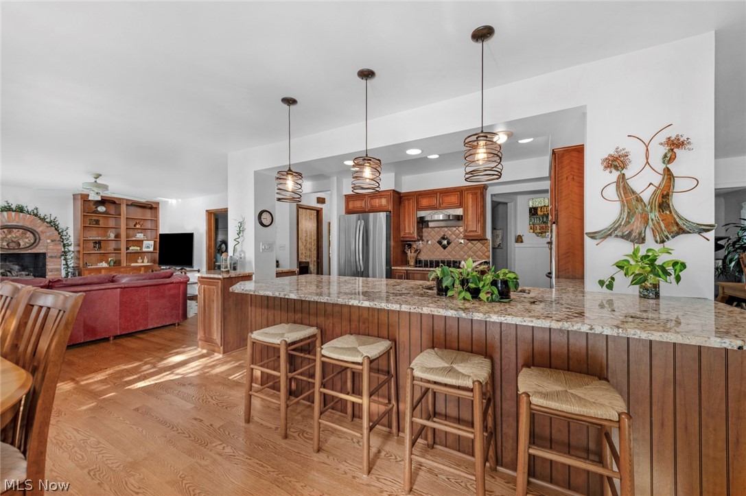 377 Lake Park Drive Bay Village OH 44140