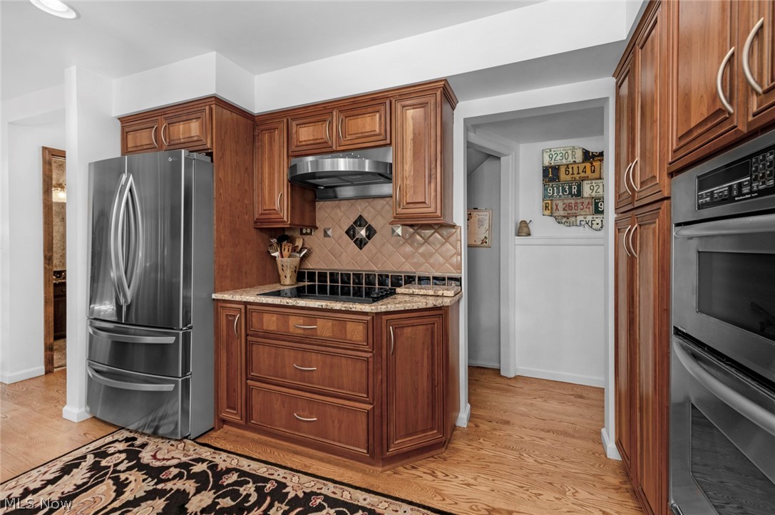 377 Lake Park Drive Bay Village OH 44140