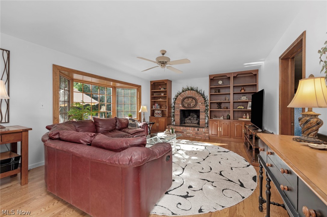 377 Lake Park Drive Bay Village OH 44140