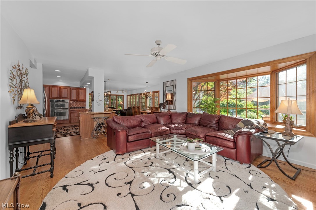 377 Lake Park Drive Bay Village OH 44140