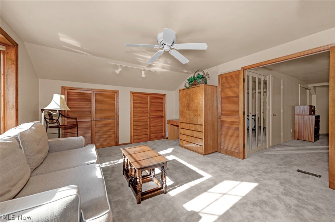 377 Lake Park Drive Bay Village OH 44140