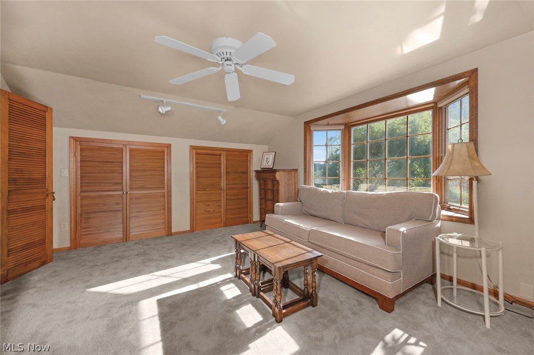 377 Lake Park Drive Bay Village OH 44140