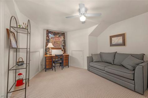 377 Lake Park Drive Bay Village OH 44140