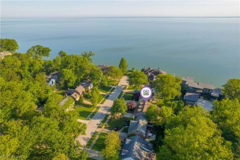 377 Lake Park Drive Bay Village OH 44140