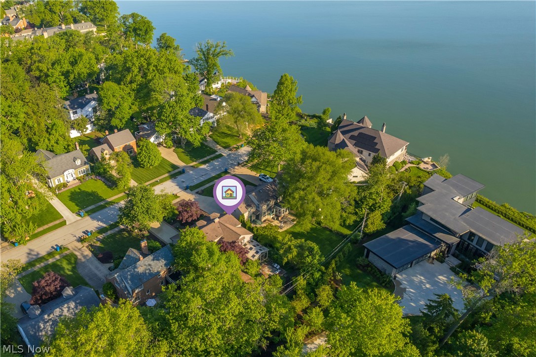 377 Lake Park Drive Bay Village OH 44140