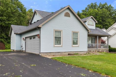 2900 Spring Meadow Circle Youngstown OH 44515