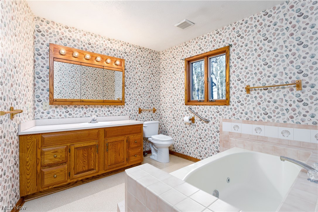 7241 Cady North Royalton OH 44133