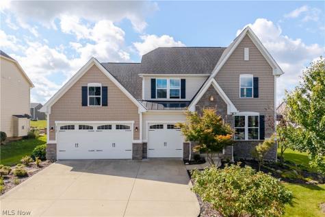 3132 Cloverhurst Street NE Canton OH 44721