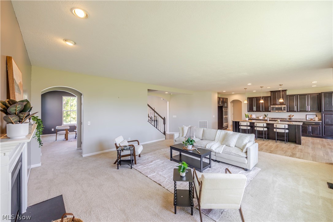 3132 Cloverhurst Street NE Canton OH 44721