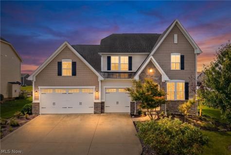 3132 Cloverhurst Street NE Canton OH 44721