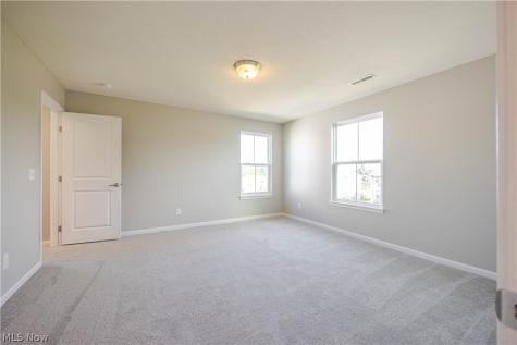 3132 Cloverhurst Street NE Canton OH 44721