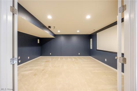 3132 Cloverhurst Street NE Canton OH 44721
