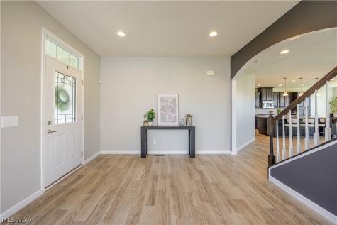 3132 Cloverhurst Street NE Canton OH 44721