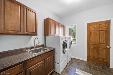1418 Homestead Creek Drive Broadview Heights OH 44147