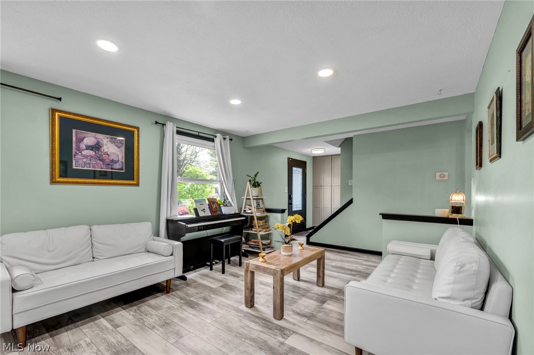 498 Bath Hills Boulevard Akron OH 44333