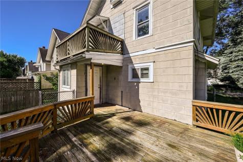 2261 8th Street SW Akron OH 44314