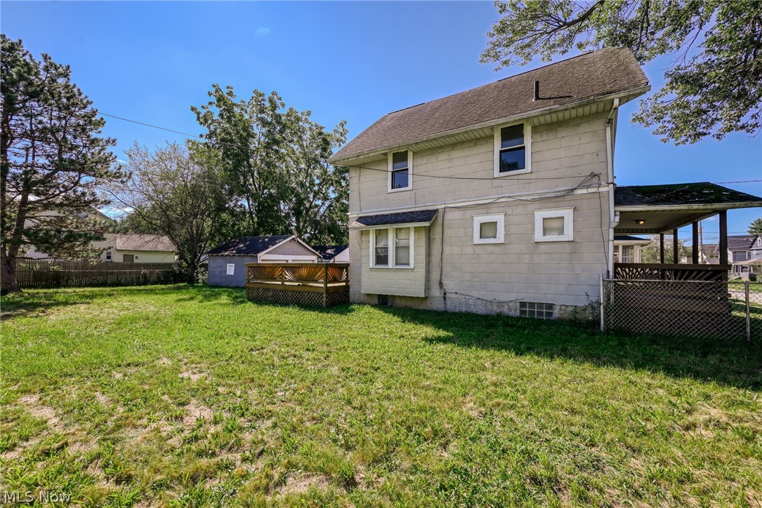 2261 8th Street SW Akron OH 44314
