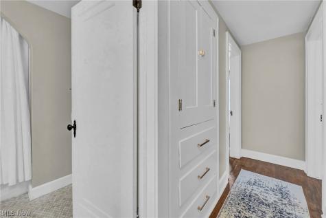 1243 Gorge Boulevard Akron OH 44310